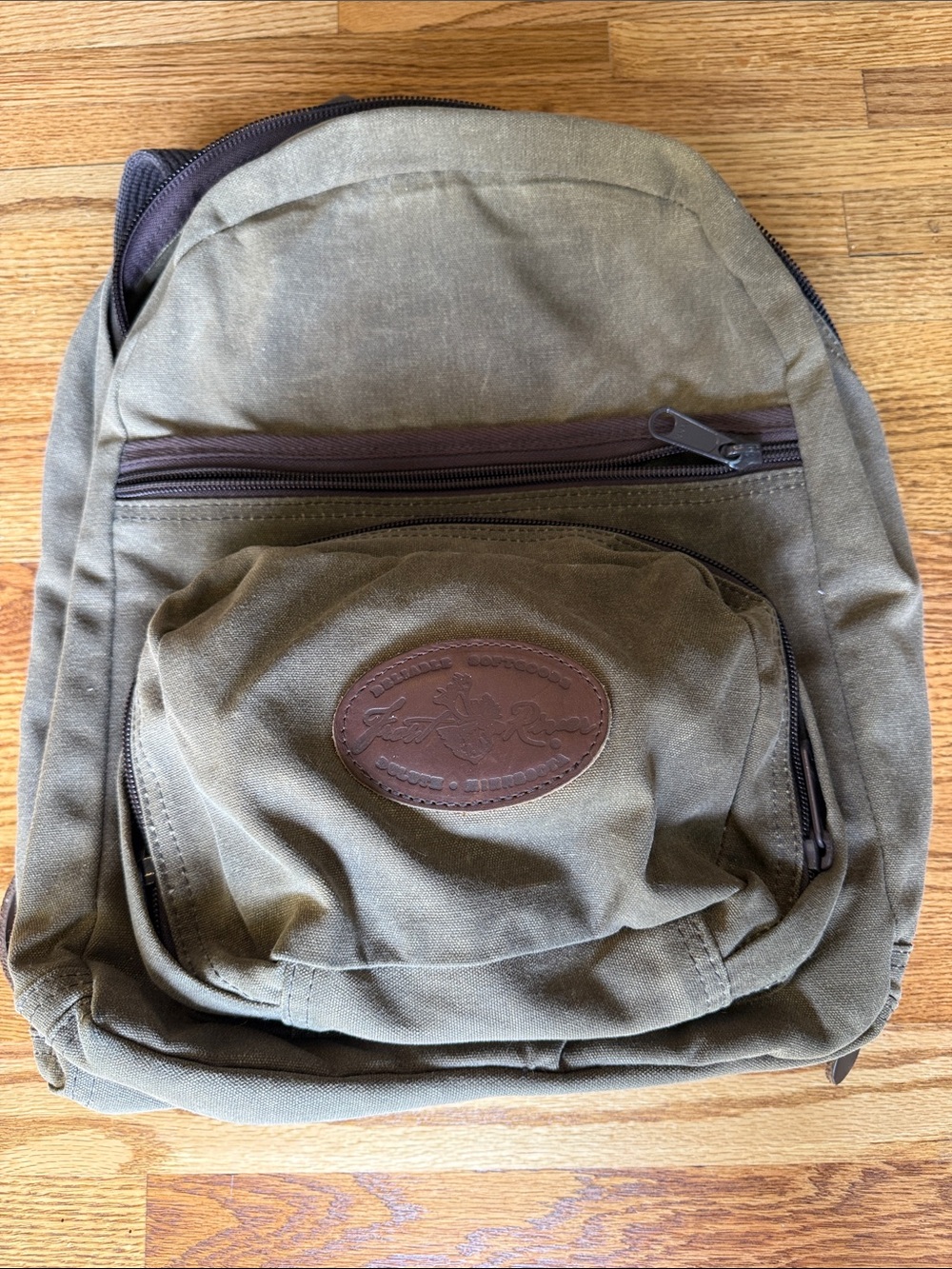 EUC Frost River North Bay Daypack - 7in Gusset w/ Padded Sleeve